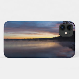 Étui iPhone Lever de soleil d'automne sur le lac S