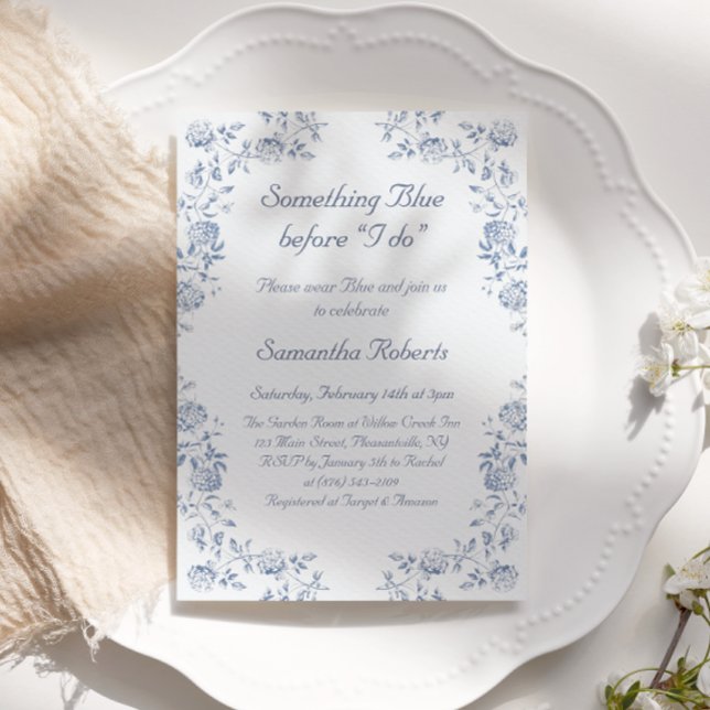 Etwas Blue Chinoiserie Floral Brautparty Einladung (Von Creator hochgeladen)