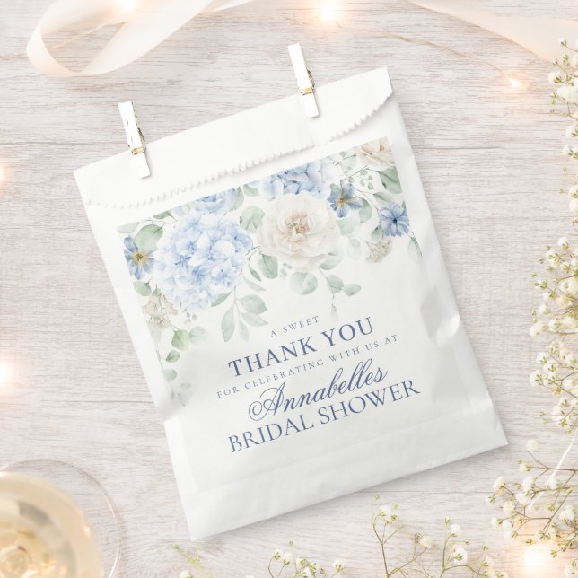 Etwas Blue Floral Hydrangea Bridal Dessert Geschenktütchen (Ausgeschnitten)