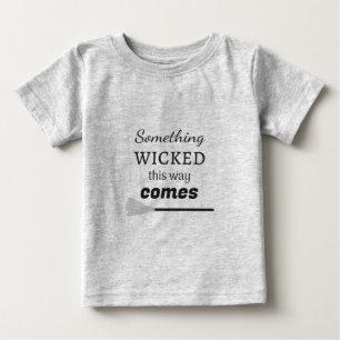 Etwas, das so verdreht ist baby t-shirt