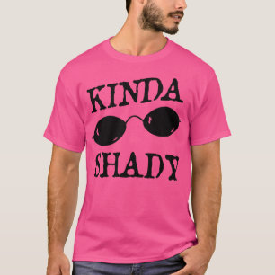 Etwas schräge Half-Rim-Sonnenbrille Punny Graphic  T-Shirt