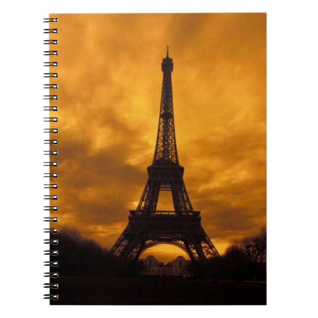 EU, Frankreich, Paris.  Eiffelturm. Notizblock (Vorderseite)