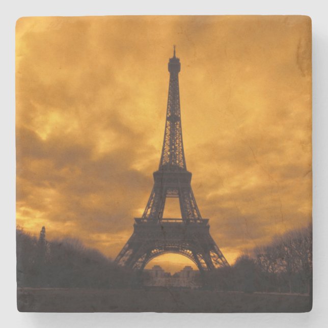 EU, Frankreich, Paris.  Eiffelturm. Steinuntersetzer (Vorderseite)