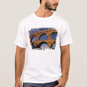 EU, Frankreich, Provence, Gard, Pont du Gard. 4 T-Shirt