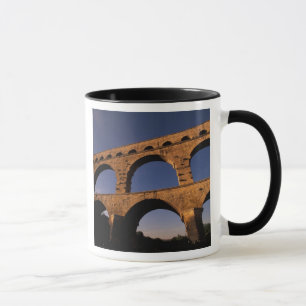 EU, Frankreich, Provence, Gard, Pont du Gard. 4 Tasse