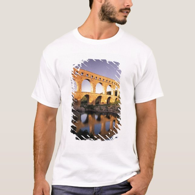 EU, Frankreich, Provence, Gard, Pont du Gard. T-Shirt (Vorderseite)