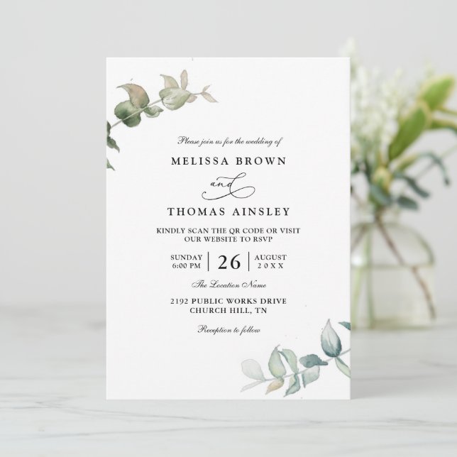 Eucalyptus Greenery Elegant Modern QR Code Wedding Einladung (Stehend Vorderseite)