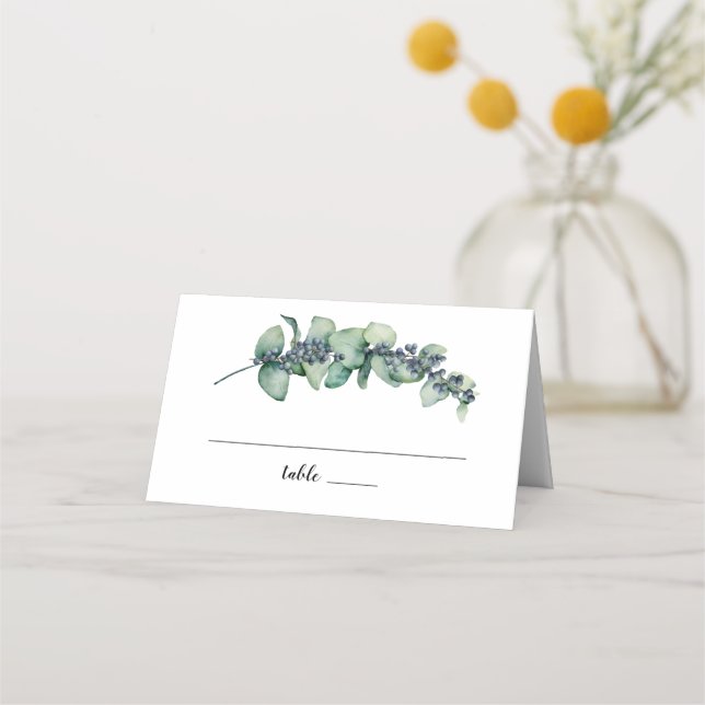 Eukalyptus Berry Botanical Monogram Wedding Platzkarte (Vorderseite)