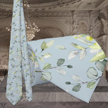 Eukalyptus Greenery Wedding Sky Blue Neck Tie Krawatte<br><div class="desc">Eine schlichte,  aber elegante Hochzeitshalsbinde mit Aquarellmalerei auf Salbeigrün Eukalyptus vor einem soliden himmelblauen Hintergrund.</div>