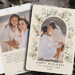 Eukalyptus-Grüne Weihnachten<br><div class="desc">Unsere "Botanische Eukalyptus Greenery Custom Christmas Holiday Card" erweckt mit ihrem Eukalyptusgrün und dem botanischen Aquarellkranz das Wesen des Cotattecore wunderbar. Der minimale Blätterkranz verleiht Ihren Urlaubsgruß eine elegante Touch. In einer schönen Creme-Farbe verkörpert diese Karte die Einfachheit und Neutralität der Saison. Mit dieser Karte können Sie Ihre Erinnerungen feiern...</div>