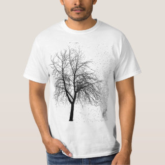 Eule in einem Baum T-Shirt