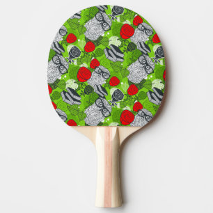 Eule in rote Rosen Tischtennis Schläger