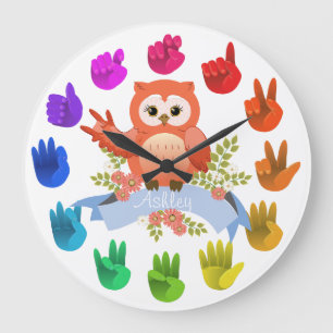 Eulen-Liebe ASL-Zeichensprachregenbogen Große Wanduhr