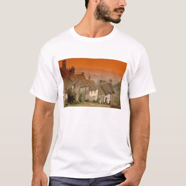 Europa, England, Dorset, Shaftesbury. Goldhügel T-Shirt (Vorderseite)