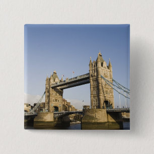 Europa,ENGLAND, London: Tower Bridge / Spät Button