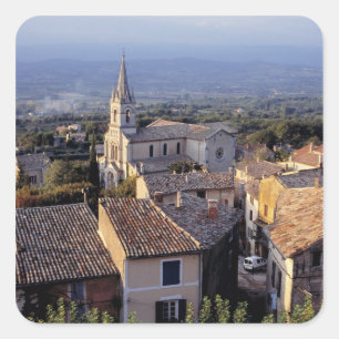 Europa, Frankreich, Bonnieux. Abendlicht fällt Quadratischer Aufkleber