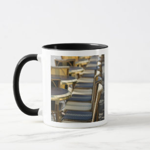 Europa, Frankreich, Paris, Beaubourg: Café-Tische Tasse