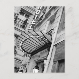 Europa, Frankreich, Paris. Detail eines Hotels auf Postkarte