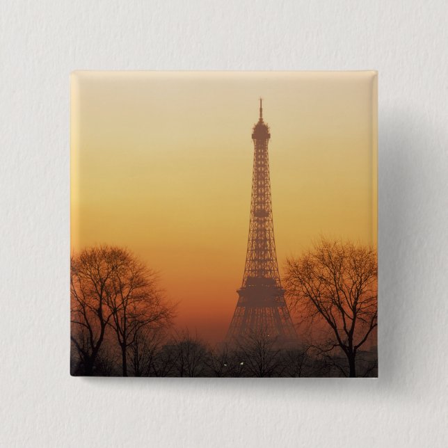Europa, Frankreich, Paris. Eiffelturm (Mittel) Button (Vorderseite)