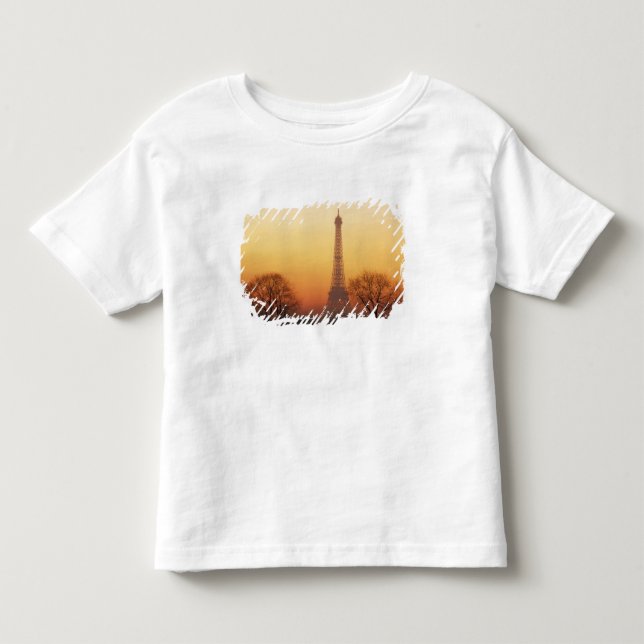 Europa, Frankreich, Paris. Eiffelturm (Mittel) Kleinkind T-shirt (Vorderseite)