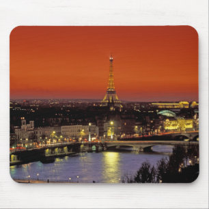 Europa, Frankreich, Paris. Sonnenuntergangsansicht Mousepad