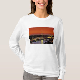 Europa, Frankreich, Paris. Sonnenuntergangsansicht T-Shirt