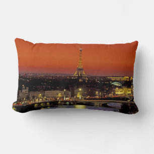 Europa, Frankreich, Paris. Sonnenuntergangsblick a Lendenkissen