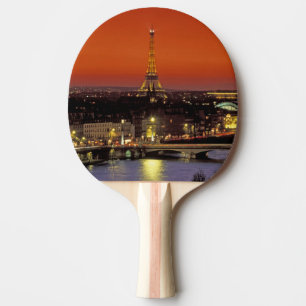 Europa, Frankreich, Paris. Sonnenuntergangsblick a Tischtennis Schläger