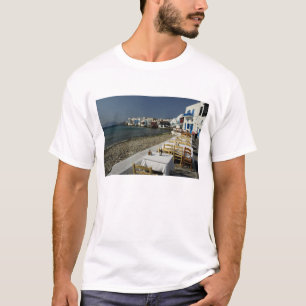 Europa, Griechenland, Mykonos. Ansichten der Küste T-Shirt