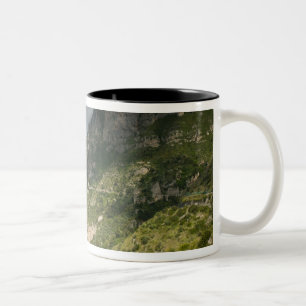 Europa, Italien, Kampanien (Amalfiküste) Positano: Zweifarbige Tasse