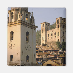 Europa, Italien, Ligurien, Dolceacqua: Riviera di Magnet