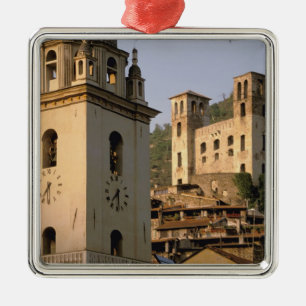 Europa, Italien, Ligurien, Dolceacqua: Riviera di Silbernes Ornament