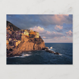 Europa, Italien, Manarola. Die Klippe verkettet Postkarte