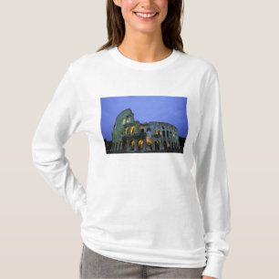 Europa, Italien, Rom. Abendansicht des T-Shirt