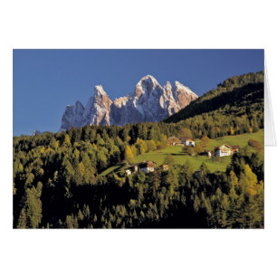 Europa, Italien, San Pietro. Die Odle-Gruppe schei