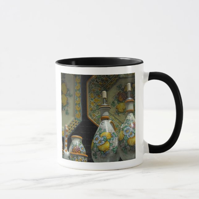 Europa, Italien, Sizilien, Taormina. Traditionell  Tasse (Rechts)