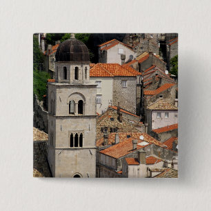 Europa, Kroatien. Mittelalterliche Stadtmauer von Button