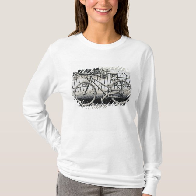 Europa, Niederlande, Amsterdam.A T-Shirt (Vorderseite)