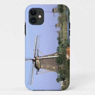 Europa, Niederlande, Zuid Holland, Kinderdijk. 2 Case-Mate iPhone Hülle