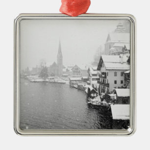 Europa, Österreich, Hallstat. Stadtansicht im Schn Silbernes Ornament