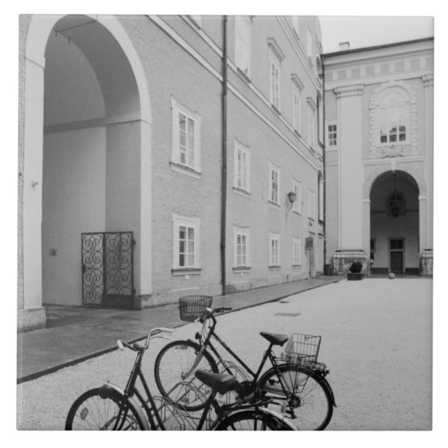 Europa, Österreich, Salzburg. Fahrräder Fliese (Vorderseite)