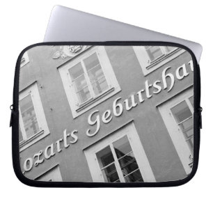Europa, Österreich, Salzburg. Mozarts Geburtshaus Laptopschutzhülle