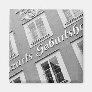 Europa, Österreich, Salzburg. Mozarts Geburtshaus Magnet