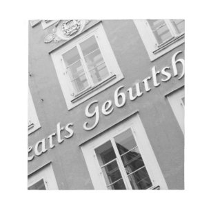 Europa, Österreich, Salzburg. Mozarts Geburtshaus Notizblock
