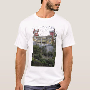 Europa, Portugal, Sintra. Die Pena National 3 T-Shirt
