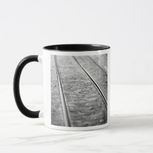 Europa, Schweiz, Bern. Gleise Straßenbahn, 2 Tasse