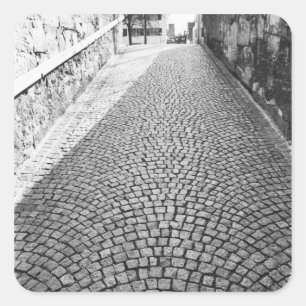 Europa, Schweiz, Zürich. Gepflasterte Straße, Quadratischer Aufkleber