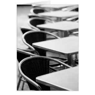 Europa, Spanien, Mallorca. Tische im Café, Palma