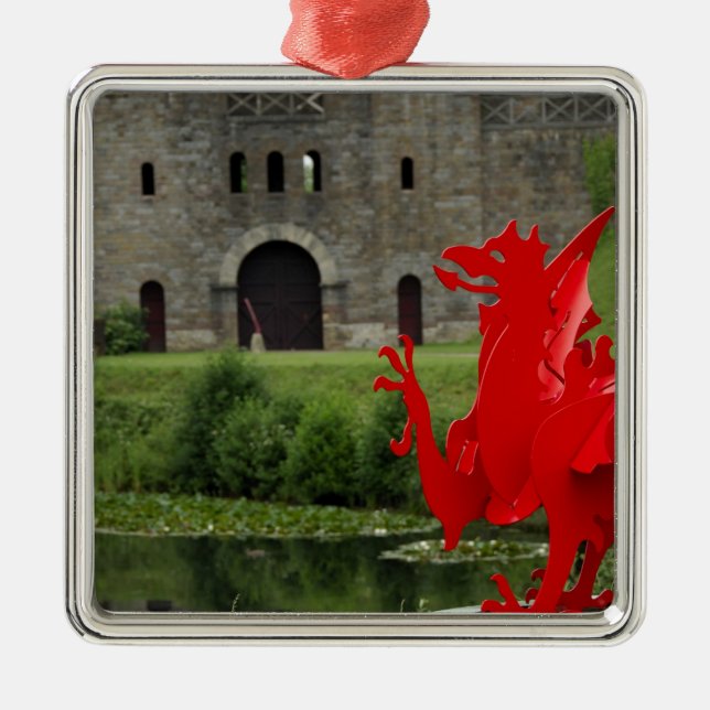 Europa, Wales, Cardiff. Schloss Cardiff. walisisch Silbernes Ornament (Vorne)