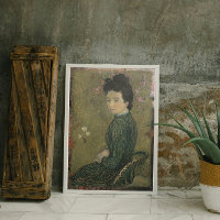 Eva Meurier in einem grünen Poster